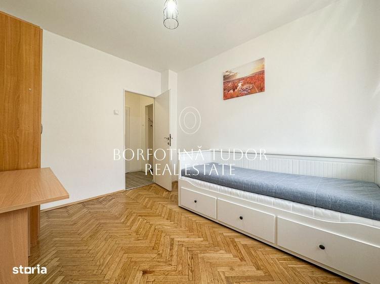 Apartament cu 3 camere decomandat în Horea