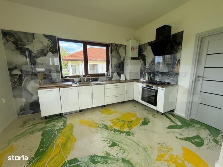 Casa finisata, pe un nivel, 4 camere, 114 mp, 750 mp teren, Jucu de Mi - 2