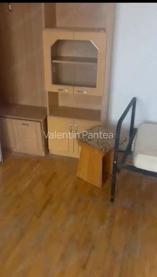 Vand CONVENABIL apartament 3 camere in GHERLA