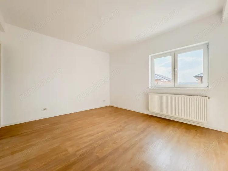 Casă cu 4 camere cu Teren 250 Mp în Central