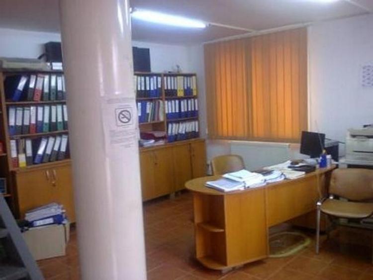 Spațiu comercial, de 1,000 mp, în Buziașului