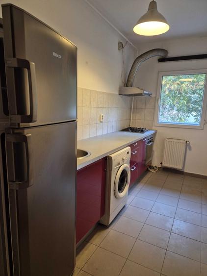 Apartament cu 2 camere decomandat în Jilava