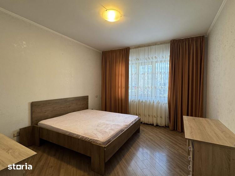 Casă cu 5 camere cu Teren 500 Mp în Steaua