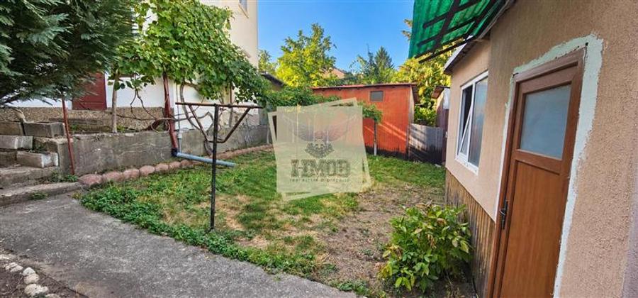 Apartament cu 2 camere semidecomandat, mobilat în Sub Arini