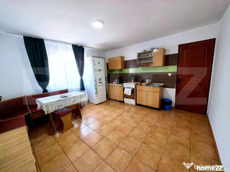 Casă cu 4 camere cu Teren 592 Mp în Central