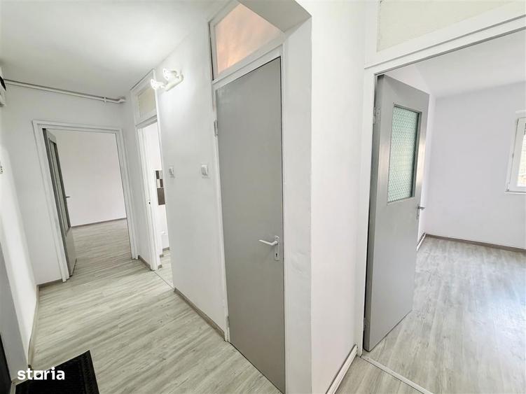 Apartament cu 2 camere decomandat în Vasile Aaron
