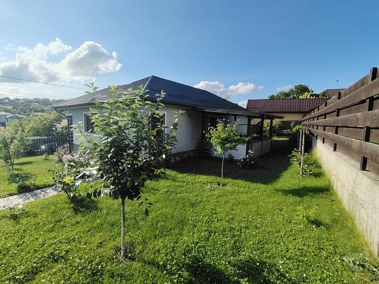 Casă individuală cu 3 camere cu Canalizare în Miroslava