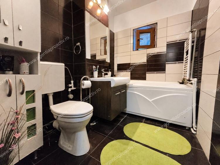 Apartament cu 3 camere decomandat în Siderurgiștilor