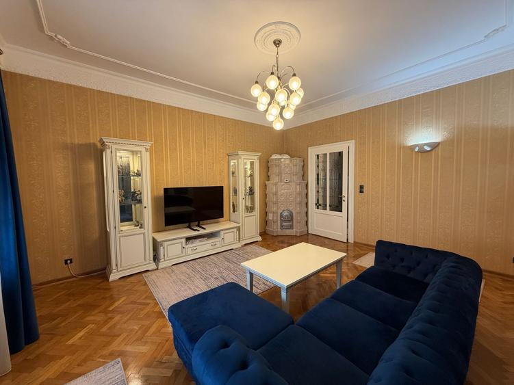 Apartament la casa - 105 mp - 3 camere - garaj - Ultracentral - 1
