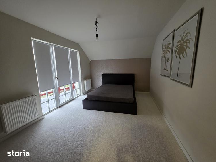 Casă cu 4 camere cu Teren 420 Mp în Central