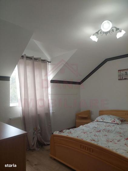 Casă cu 4 camere cu Teren 1100 Mp în Poiana