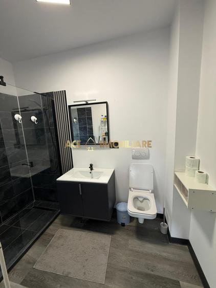 Casă individuală cu 4 camere cu Canalizare în Berceni