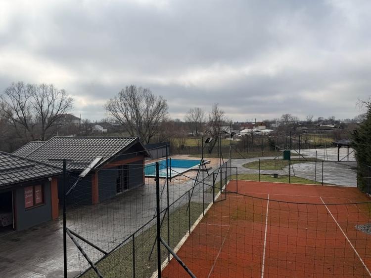 Casă individuală cu 8 camere cu Piscina în Exterior Sud