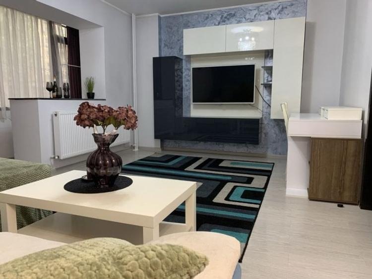 Apartament cu 2 camere decomandat, mobilat în Timpuri Noi