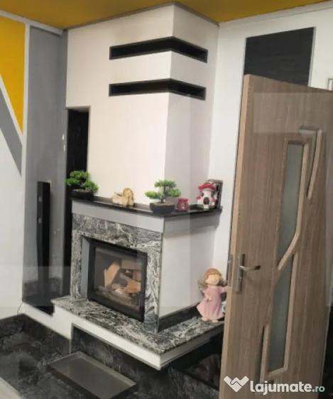 Casă cu 6 camere cu Teren 400 Mp în Central