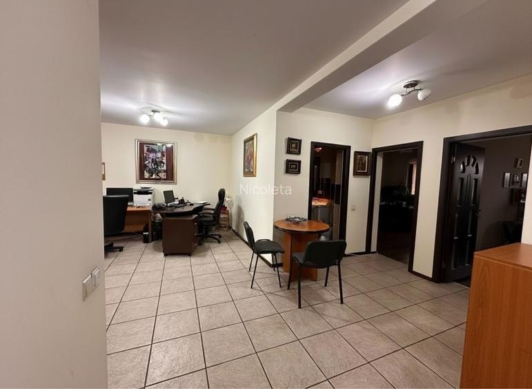 Apartament 3 camere, parcare exterioara , Andrei Muresanu