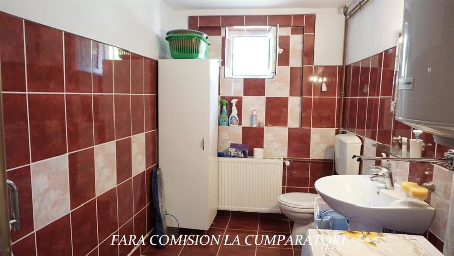 Apartament cu 3 camere decomandat în Băile Olănești