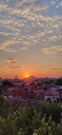 Garsonieră semidecomandată în Central