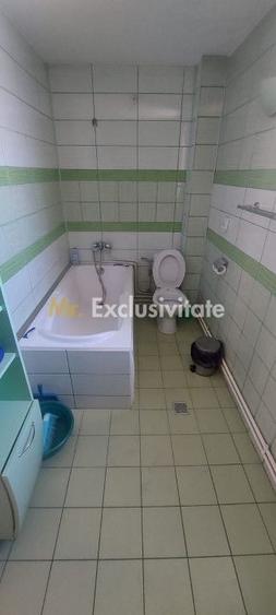 Hotel/Pensiune, de 175 mp, în Baia de Fier