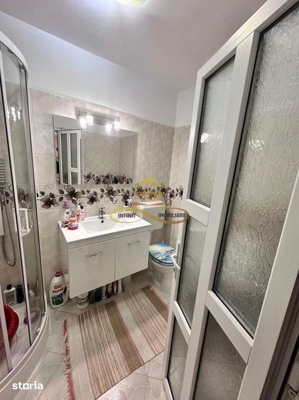 Apartament cu 2 camere, mobilat în Central