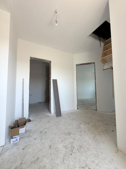 Duplex cu 3 camere cu Teren 463 Mp în Șag