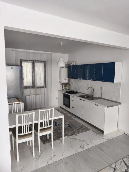 Casă cu 4 camere cu Teren 235 Mp în Central