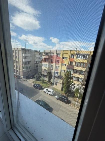 Garsonieră decomandată, mobilată în Ultracentral