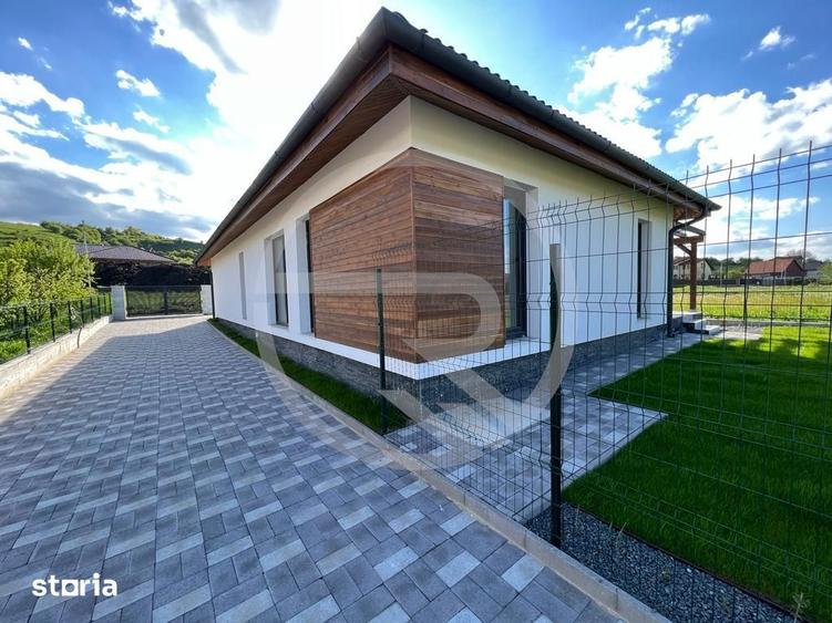 Casă cu 4 camere decomandat cu Teren 636 Mp în Chinteni