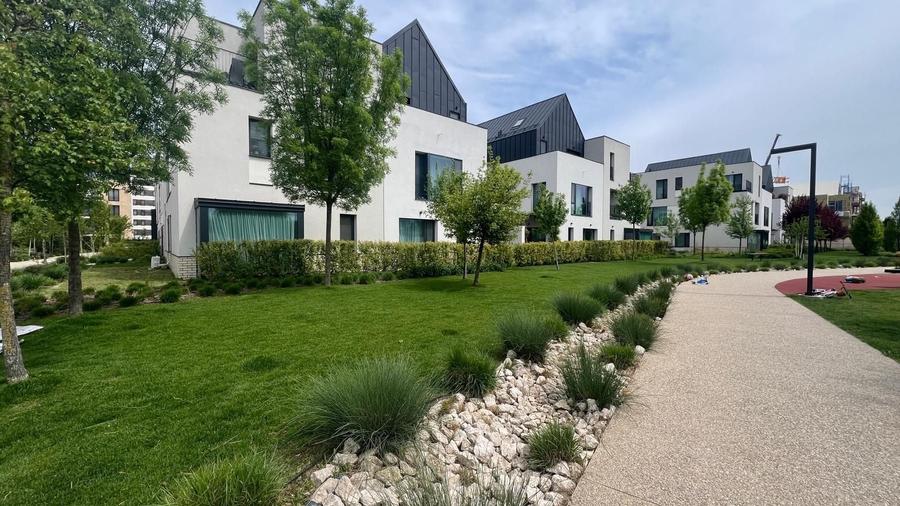 Casă Tip Townhouse | Terasă Spectaculoasă | Comunitate Premium - 1
