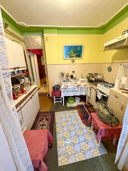 Apartament cu 3 camere decomandat, mobilat în Dancu