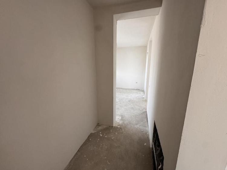 Apartament cu 2 camere decomandat în Moșnița Nouă