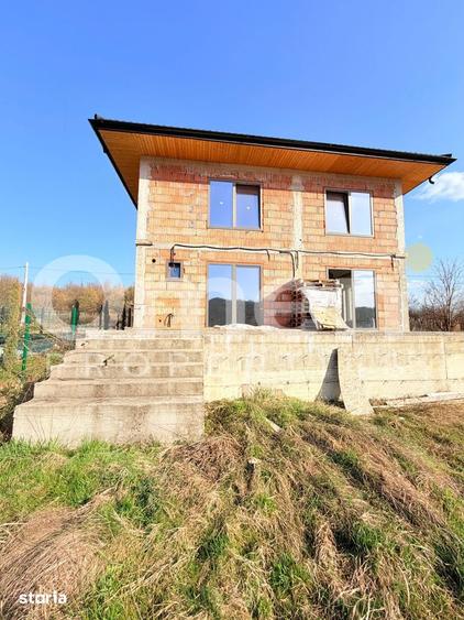 Casă cu 4 camere cu Teren 1905 Mp în Tăuții-Măgherăuș