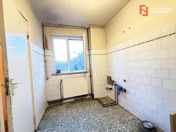 Apartament cu 2 camere semidecomandat în Cetății