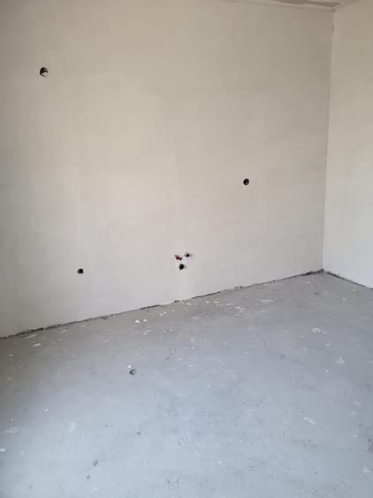 Casă individuală cu 5 camere cu Teren 200 Mp în Lumina