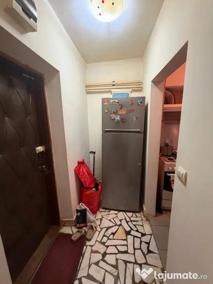 Apartament cu 2 camere nedecomandat în Neptun