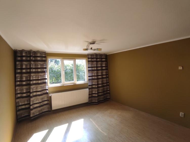 Casă cu 4 camere cu Teren 350 Mp în Snagov