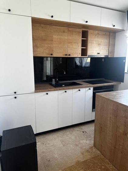 Duplex cu 5 camere cu Canalizare în Clinceni