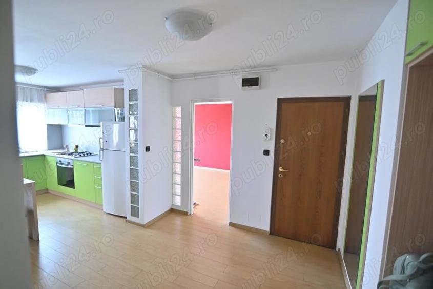 Apartament cu 2 camere decomandat în Central