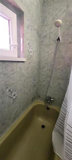 Apartament cu 2 camere decomandat în Torontalului