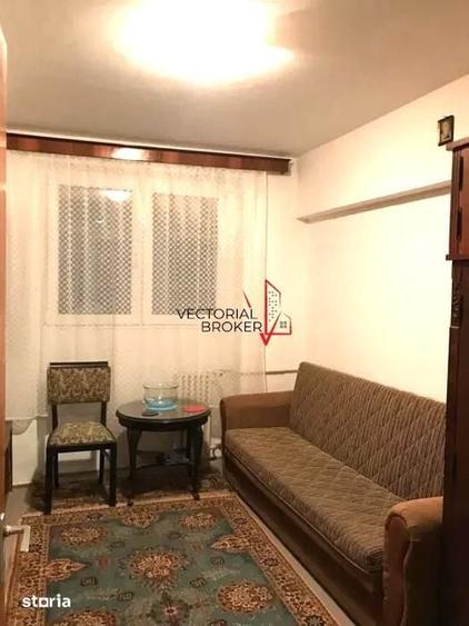 Apartament cu 3 camere decomandat în Colentina