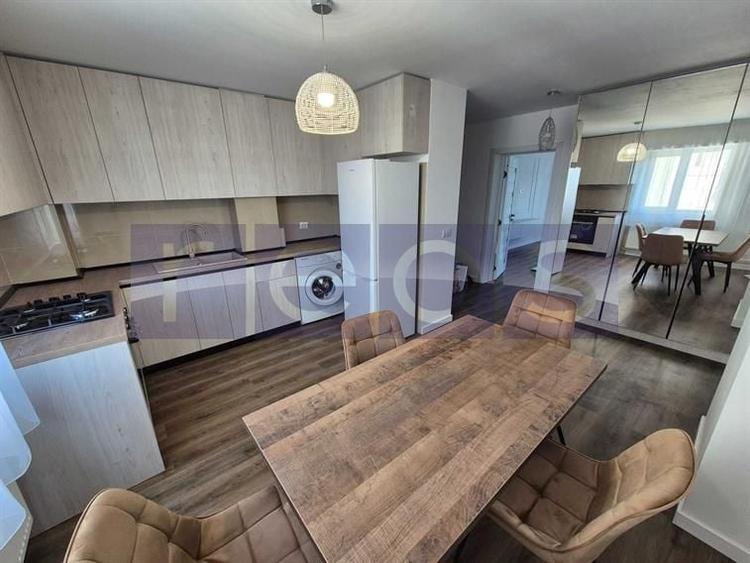 INCHIRIERE  APARTAMENT 3 CAMERE -ALBA IULIA - 2