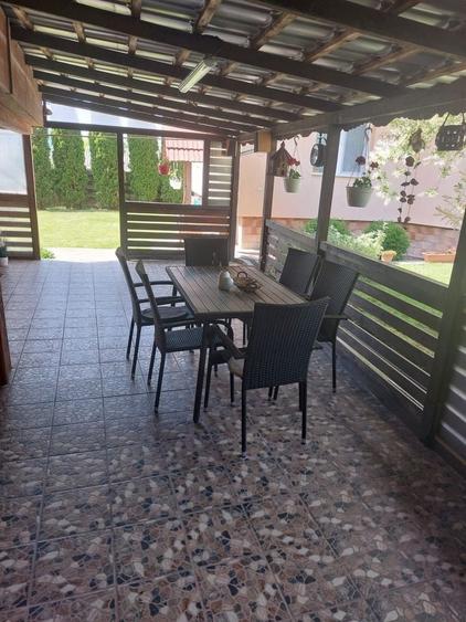Casă cu 3 camere în Sânger