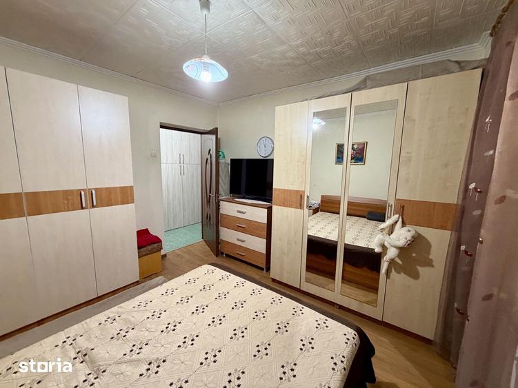 Apartament cu 2 camere decomandat în Pelican