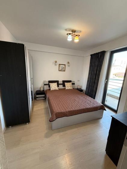 Apartament cu 2 camere semidecomandat în Gorjului