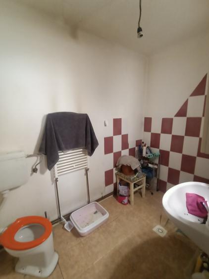 Duplex cu 3 camere cu Canalizare în Gruia