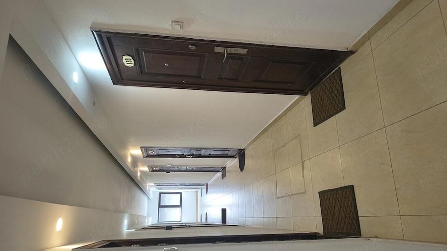 Garsonieră decomandată în Central