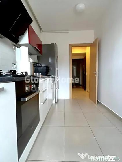 Apartament cu 3 camere decomandat, mobilat în Băneasa