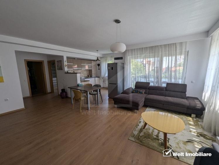 Apartament cu 3 camere semidecomandat, mobilat în Zorilor