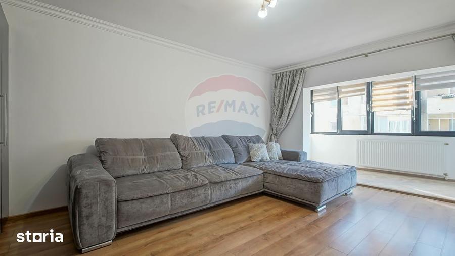 Apartament cu 4 camere, mobilat în Movilei