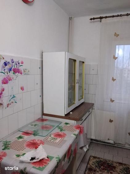 Apartament cu 2 camere decomandat în Micro 3
